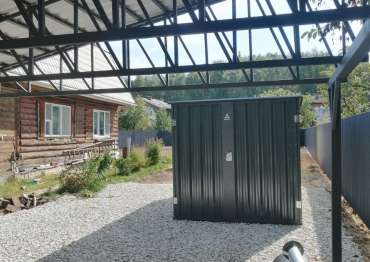 Индивидуальный хозблок для заказчика с плоской крышей для техники и велосипедов в графитовом цвете в пос. Сертякино, г. Подольск, МО