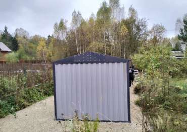 Стильный гараж с зоной для мини-мастерской в дер. Колюпаново, Калужская обл.