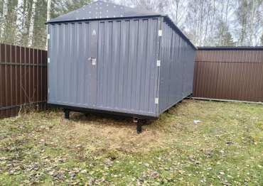 Хозблок в графитовом цвете в дер. Ильинское, Киржачский р-н, Владимирская обл. Хозблок в графитовом цвете в дер. Ильинское, Киржачский р-н, Владимирская обл.