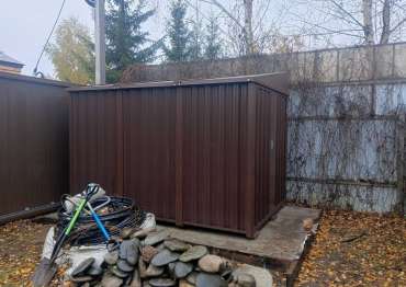 Секционный хозблок в шоколадном цвете в дер. Папушево, Одинцовский г.о., МО Секционный хозблок в шоколадном цвете в дер. Папушево, Одинцовский г.о., МО