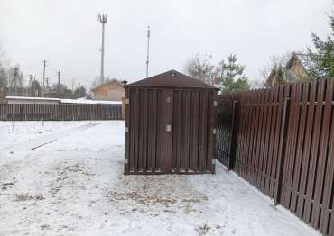 Хозблок в шоколадном цвете в пос. Столбовая, г.о. Чехов, МО