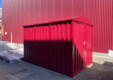 Яркий хозблок в дер. Тихоново, Можайский округ, МО Яркий хозблок в дер. Тихоново, Можайский округ, МО