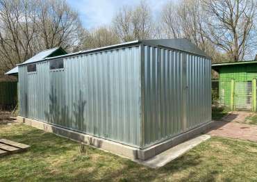 Яркий гараж в дер. Марушкино, р-н Внуково, МО Яркий гараж в дер. Марушкино, р-н Внуково, МО