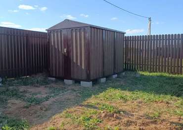 Секционный хозблок для газонокосилки и инвентаря в с. Введенское, г.о. Домодедово, МО Секционный хозблок для газонокосилки и инвентаря в с. Введенское, г.о. Домодедово, МО