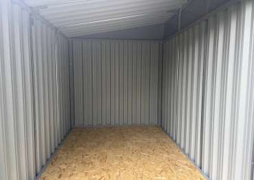 Хозблок в двойной расцветке в дер. Славково, г.о. Истра, МО Хозблок в двойной расцветке в дер. Славково, г.о. Истра, МО