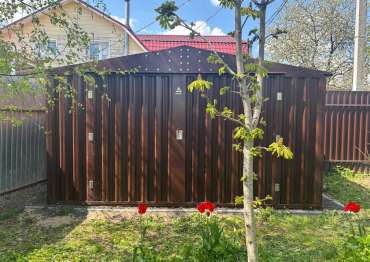 Хозблок в шоколадном цвете в дер. Борзые, г.о. Истра, МО Хозблок в шоколадном цвете в дер. Борзые, г.о. Истра, МО