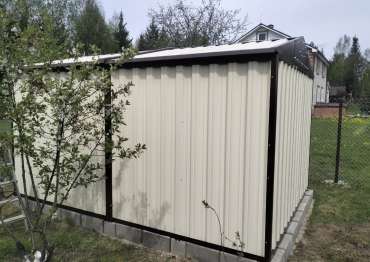 Яркий хозблок в дер. Мишнево, г.о. Щелково, МО