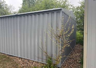 Хозблок для велосипедов и инструментов в дер. Конюхово, Александровский р-н, Владимирская обл. Хозблок для велосипедов и инструментов в дер. Конюхово, Александровский р-н, Владимирская обл.