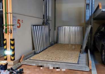 Сборка нестандартного контейнера в Клаус паркинге Сборка нестандартного контейнера в Клаус паркинге