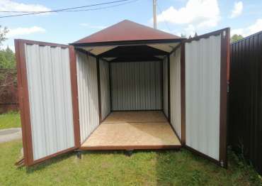 Хозблок в шоколадном цвете в дер. Лужки, Наро-Фоминский г.о, МО Хозблок в шоколадном цвете в дер. Лужки, Наро-Фоминский г.о, МО