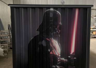 Хозблок с изображением героев фильма "Звездные войны" в КП Дмитровские просторы, Дмитровский м.о, МО Хозблок с изображением героев фильма "Звездные войны" в КП Дмитровские просторы, Дмитровский м.о, МО