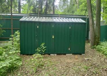 Яркий хозблок в с. Иславское, Одинцовский р-н, МО Яркий хозблок в с. Иславское, Одинцовский р-н, МО