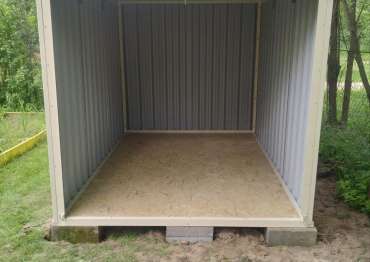 Хозблок для садовой техники и инвентаря в с. Калеево, Волоколамский р-н, МО Хозблок для садовой техники и инвентаря в с. Калеево, Волоколамский р-н, МО