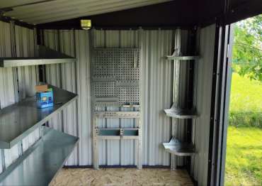 Хозблок с боковой дверью в дер. Марьино, Солнечногорский р-н, МО Хозблок с боковой дверью в дер. Марьино, Солнечногорский р-н, МО