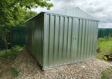 Хозблок в цинковом цвете в с. Починки, г.о. Ступино, МО Хозблок в цинковом цвете в с. Починки, г.о. Ступино, МО