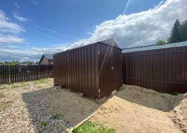 Хозблок для садовой техники и велосипедов в дер. Троицкое, г.о. Клин, МО Хозблок для садовой техники и велосипедов в дер. Троицкое, г.о. Клин, МО