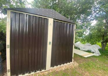 Гараж с двускатной крышей в дер. Микляево, г.о. Клин, МО