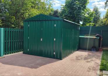 Хозблок в зеленом цвете в дер. Родионцево, г.о. Истра, МО Хозблок в зеленом цвете в дер. Родионцево, г.о. Истра, МО