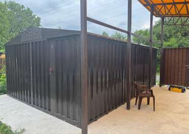 Автомобильный гараж с двускатной крышей в СНТ Химик-1 г. Домодедово, МО