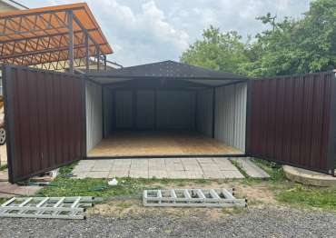 Автомобильный гараж с распашными воротами в СНТ Химик-1 г. Домодедово, МО