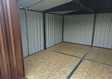 Широкий хозблок в дер. Скрипорово, Малоярославецкий р-н, Калужская обл. Широкий хозблок в дер. Скрипорово, Малоярославецкий р-н, Калужская обл.