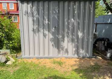 Вместительный хозблок в дер. Сергиевка, Киржачский р-н, Владимирская обл. Вместительный хозблок в дер. Сергиевка, Киржачский р-н, Владимирская обл.