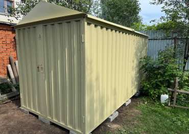 Хозблок с двускатной крышей в мкрн. Челюскинский, г. Мытищи, МО