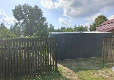 Автомобильный гараж в графитовом цвете в дер. Пекуново, Кирмский м.о, Тверская обл. Автомобильный гараж в графитовом цвете в дер. Пекуново, Кирмский м.о, Тверская обл.