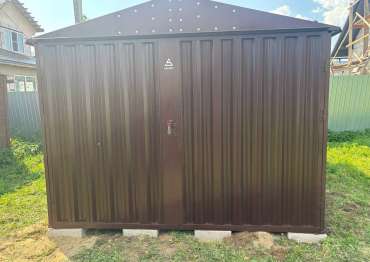 Хозблок с двускатной крышей в с. Амерово, г. Щелково, МО Хозблок с двускатной крышей в с. Амерово, г. Щелково, МО