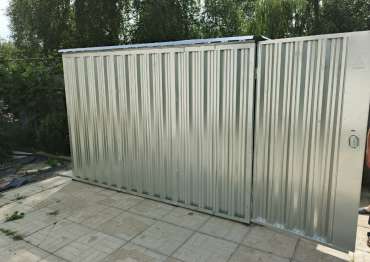 Хозблок в цинковом цвете в СНТ Связь, Раменский г.о, МО Хозблок в цинковом цвете в СНТ Связь, Раменский г.о, МО