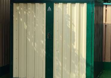 Хозблок с односкатной крышей в дер. Лужки, Краснопахорский р-н, Троицкий адм.окр, г. Москва Хозблок с односкатной крышей в дер. Лужки, Краснопахорский р-н, Троицкий адм.окр, г. Москва