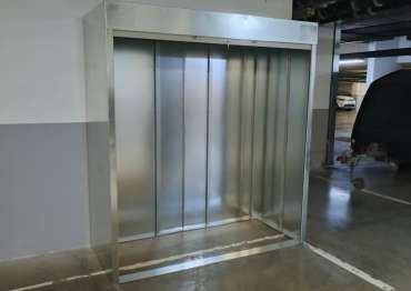 Стильный роллетный шкаф в паркинг в г. Мытищи