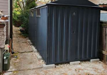 Хозблок с двускатной крышей в дер. Писково, мун.окр Истра, МО