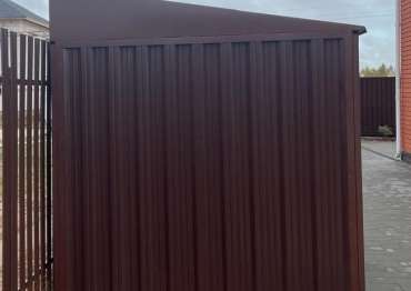 Хозблок для хозяйственных принадлежностей в дер. Бутырки, с.п. Гребцево, Калужская обл.