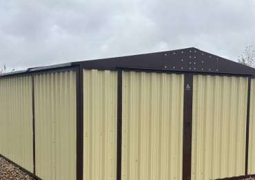 Хозблок + дровница в двойной расцветке в с. Леоново, г.о. Истра, МО