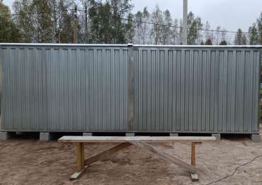 Хозблок с плоской крышей в пос. Беличье, Приозерский р-н, Ленинградская обл.