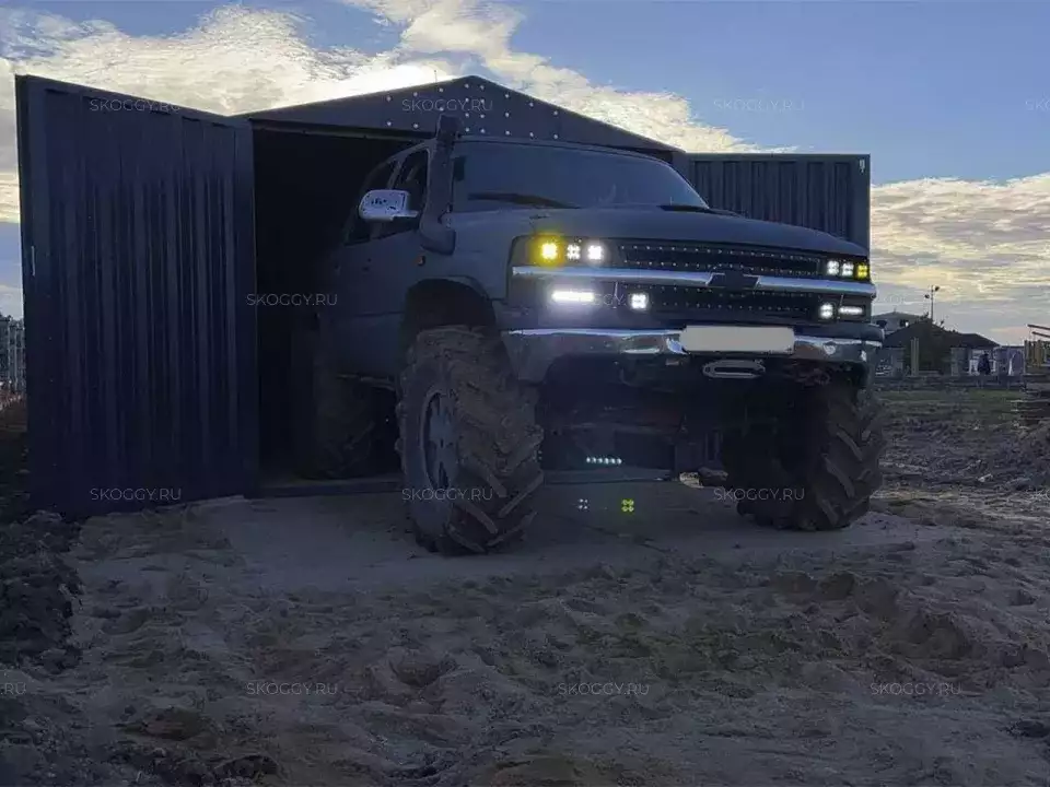 Масштабный автомобильный гараж в расцветке "под дерево" Дуб Грей в пос. Первомайское, Филимонковский р-н, г. Москва