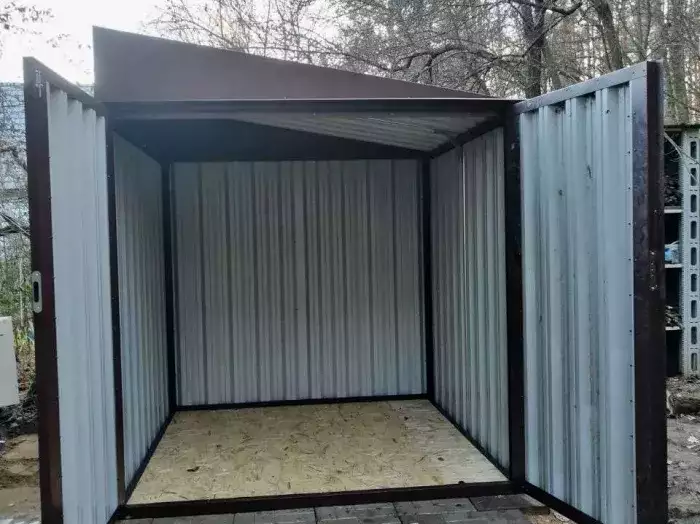 Компактный хозблок в двойной расцветке для заказчика в с. Жаворонки, Одинцовский р-н, МО