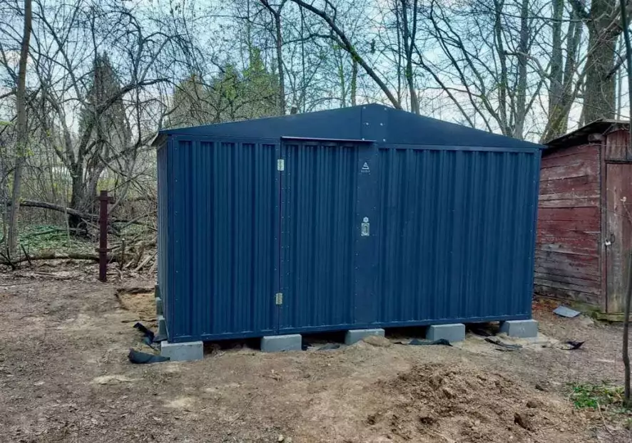 Широкий контейнер 4,22х3,06 м для хранения инвентаря в с.Трубачеевка