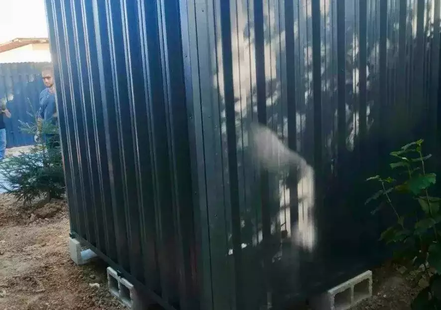 Миниатюрный хозблок для хранения в графитовом цвете в мкр. Сходня, г. Химки, МО