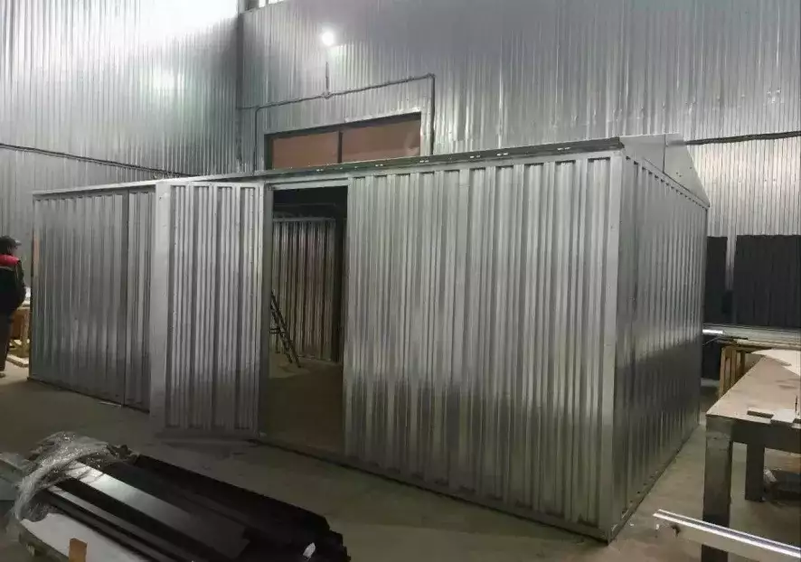 Автомобильный гараж в цинковом цвете для заказчика в дер. Мошницы, Солнечногорский р-н, МО