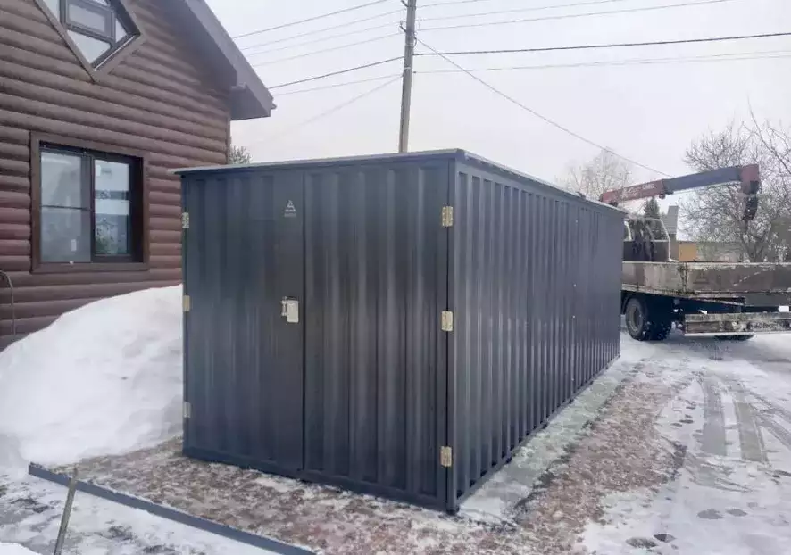 Современный хозблок для хранения строительных материалов в графитовом цвете в с. Марьинка, г.о. Ступино, МО