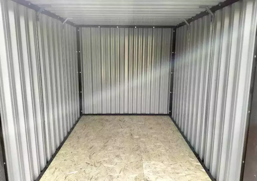 Стильный гараж для квадроцикла в двойной расцветке в дер. Соповские Землянки, Киржачский р-н, Владимирская обл.