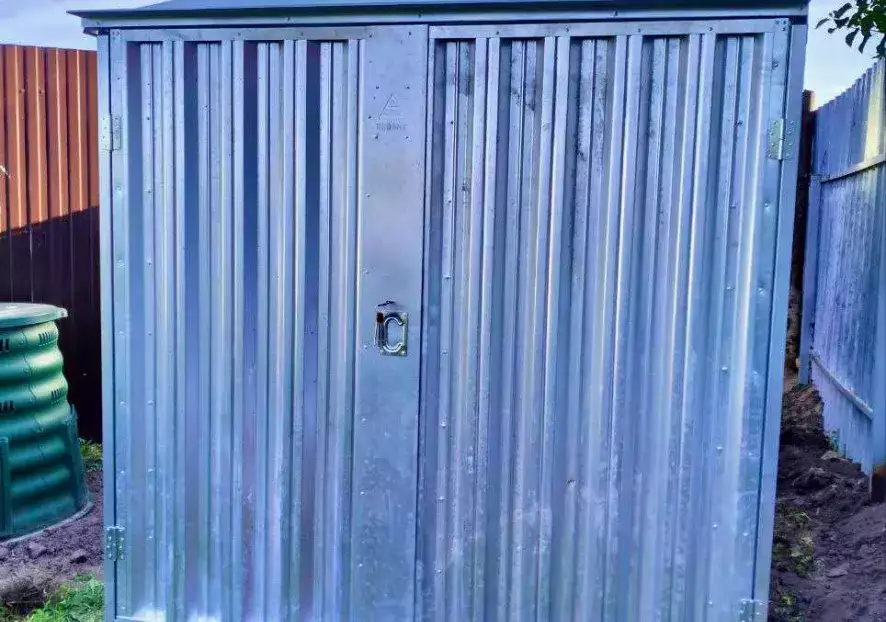 Миниатюрный и вместительный хозблок для хранения в пос. Мирный, Люберецкий р-н, МО