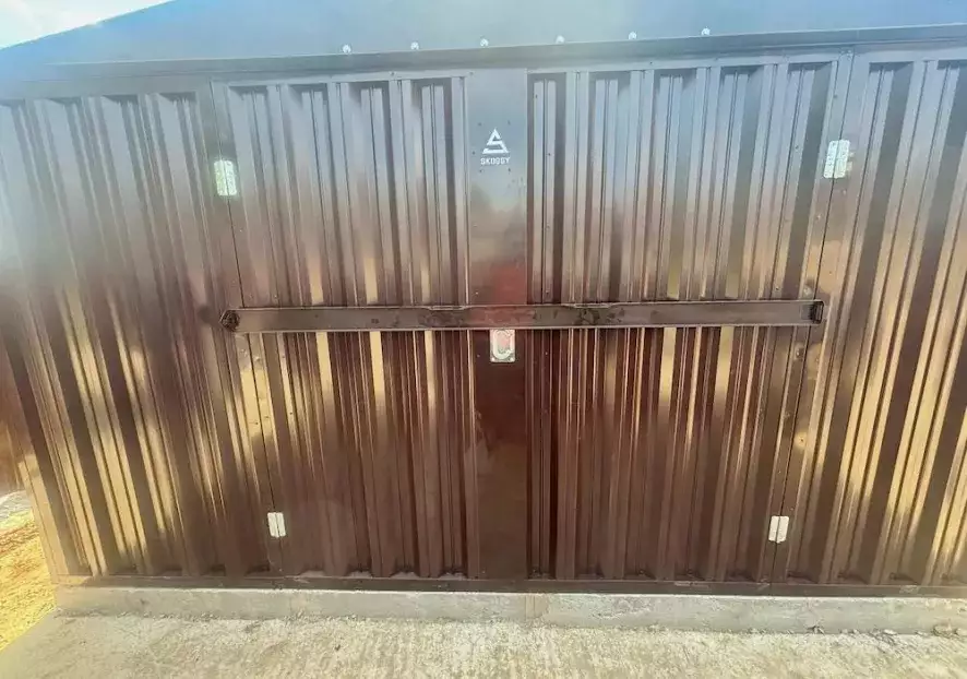 Хозблок для снегоуборочной техники в дер. Покров, Рузский р-н, МО