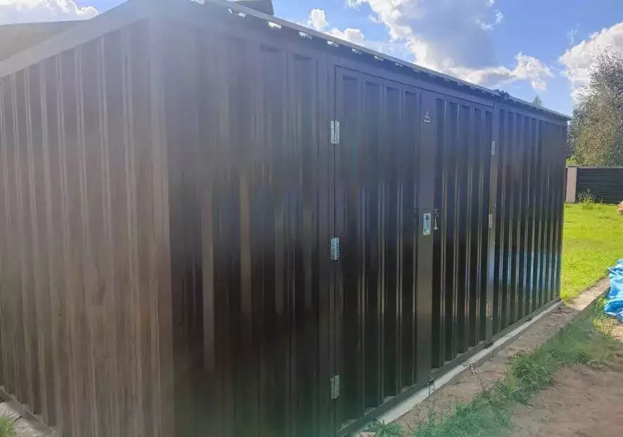 Хозблок в комбинированной расцветке в дер. Рыбаки, Дмитровский р-н, МО