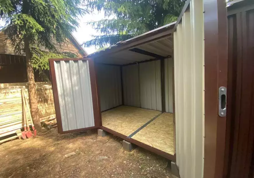 Хозблок с боковой дверью в СНТ Солнечный, г. Александров, Владимирская обл.