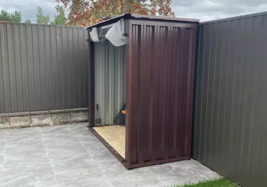 Мини-хозблок в шоколадном цвете в пос. Горки-2, Одинцовский г.о, МО