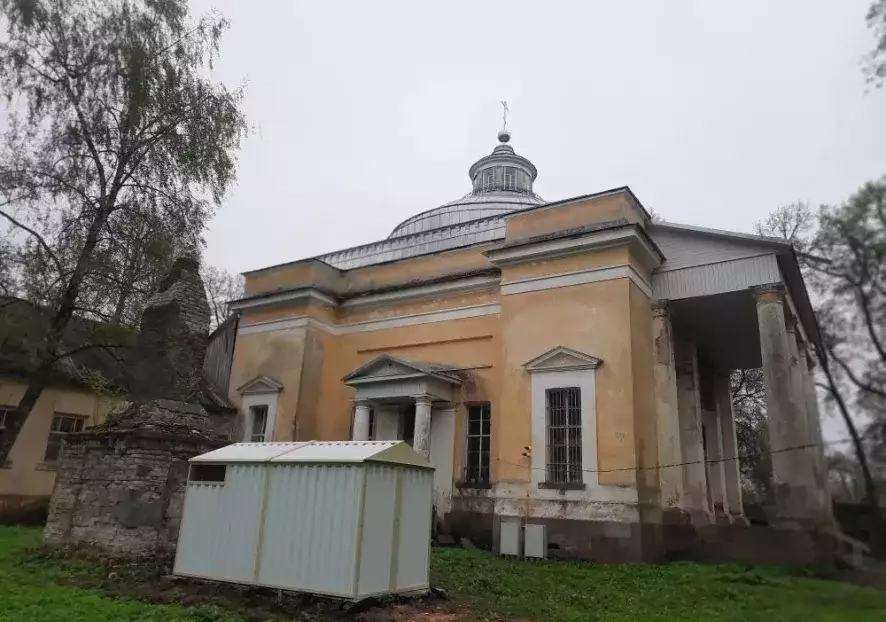 Хозблок для храма в Тверской области: хранение генератора и оборудования