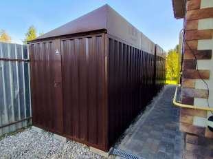 Два хозблока для квадроцикла и садового инвентаря в шоколадном цвете в пос. Пролетарский, г.о. Серпухов, МО